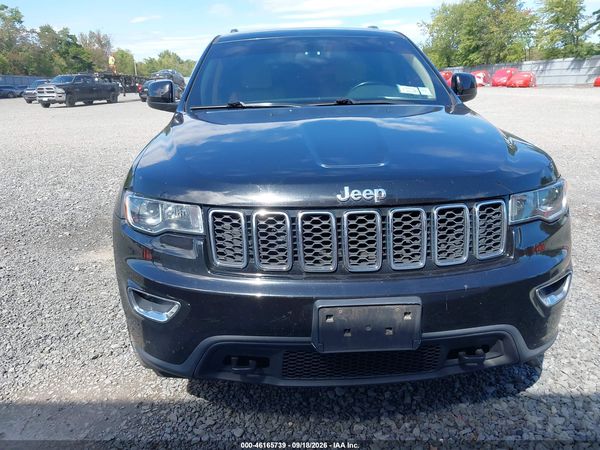 2020 JEEP GRAND CHEROKEE LAREDO E 4X4 — I6