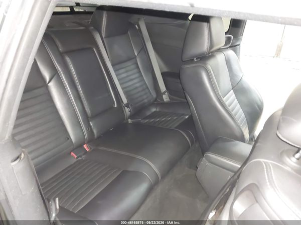 2012 DODGE CHALLENGER SXT — I8