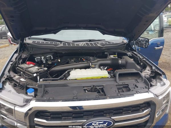 2025 FORD F-150 LARIAT — I10