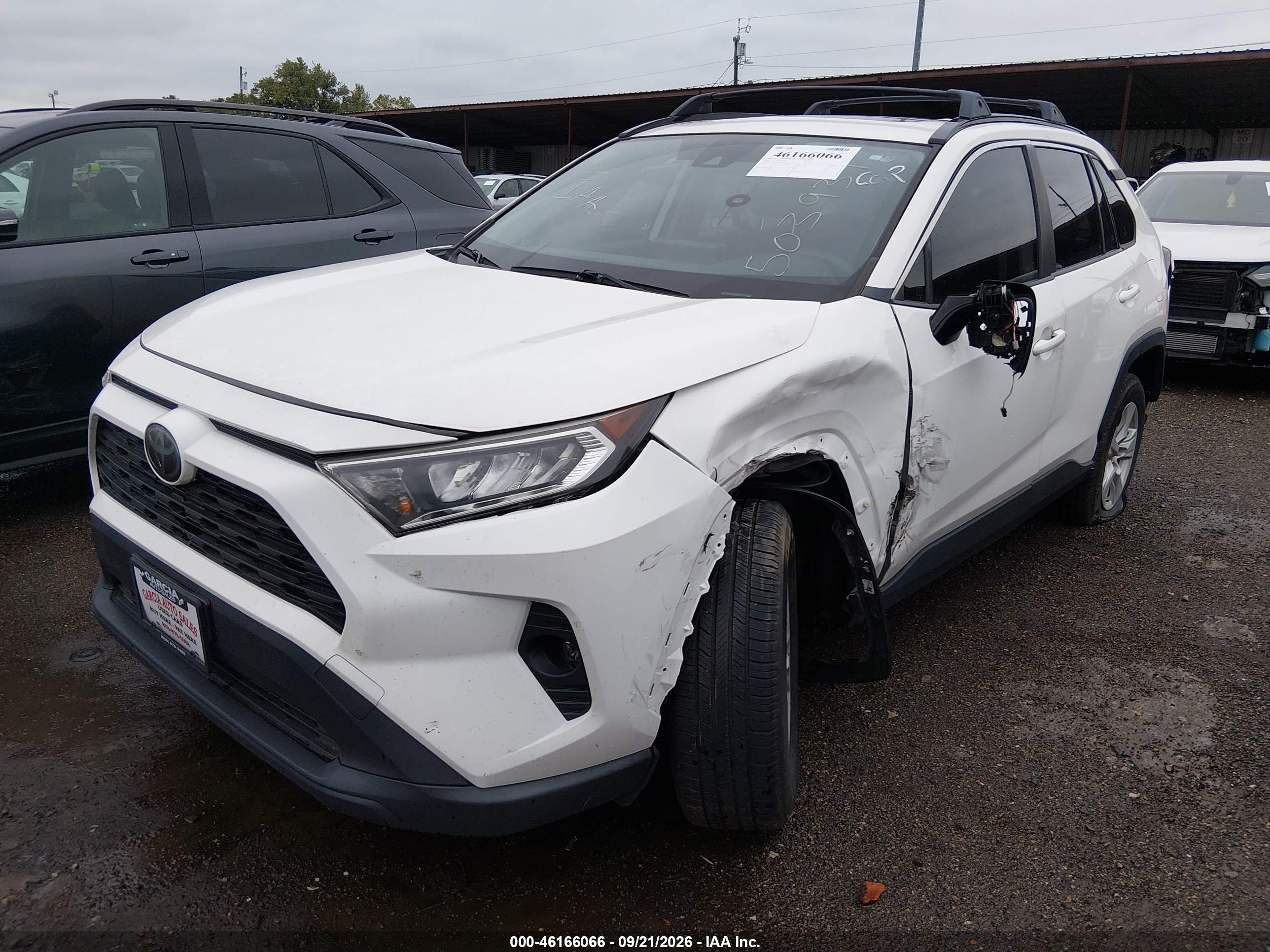 2019 TOYOTA RAV4 XLE — I2