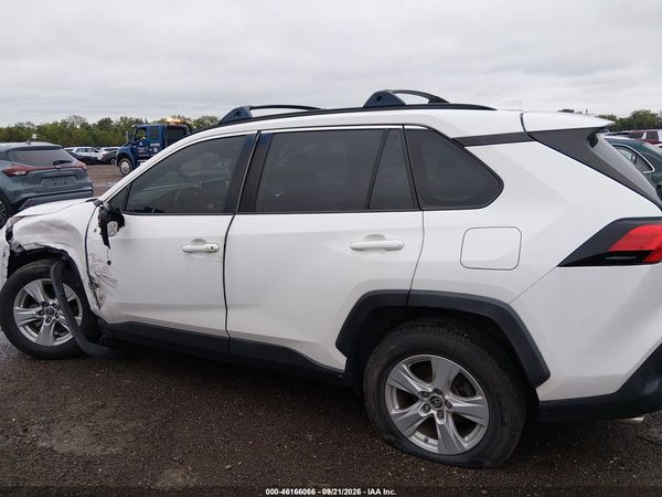2019 TOYOTA RAV4 XLE — I117