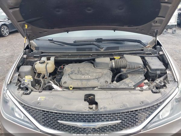 2018 CHRYSLER PACIFICA TOURING L — I10