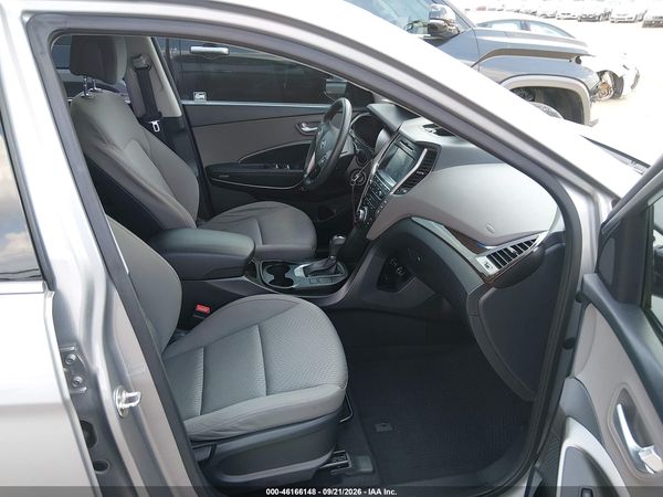 2018 HYUNDAI SANTA FE SE — I5