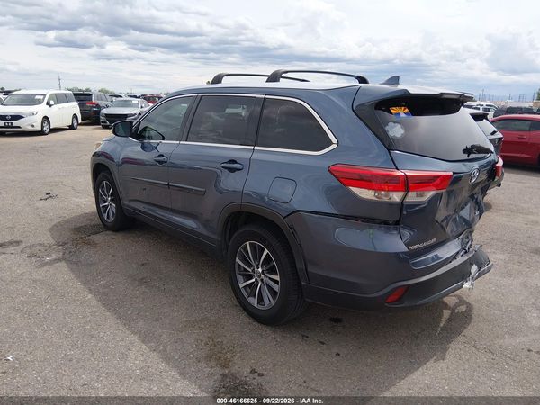 2017 TOYOTA HIGHLANDER XLE — I3