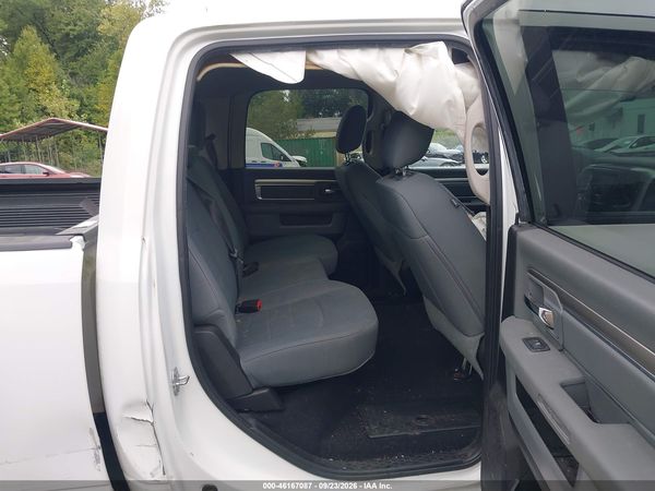 2018 RAM 2500 SLT  4X4 6'4 BOX — I8