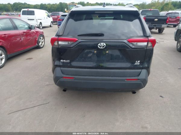 2021 TOYOTA RAV4 LE — I119