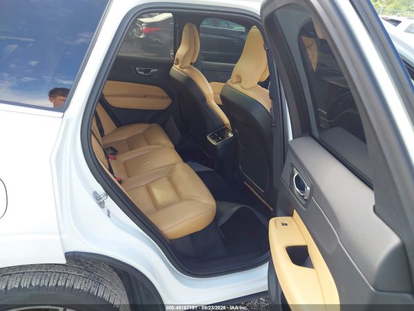2023 VOLVO XC60 B6 ULTIMATE BRIGHT THEME — I8