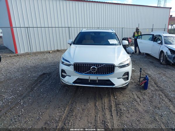 2023 VOLVO XC60 B6 ULTIMATE BRIGHT THEME — I115