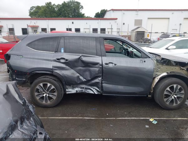 2020 TOYOTA HIGHLANDER XLE — I116