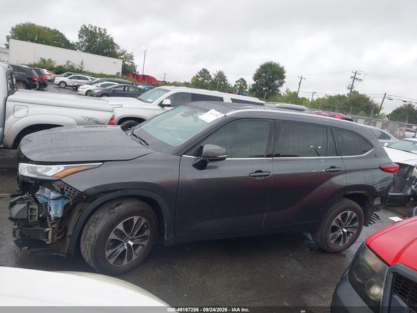 2020 TOYOTA HIGHLANDER XLE — I117