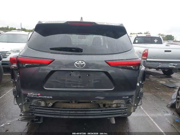 2020 TOYOTA HIGHLANDER XLE — I119