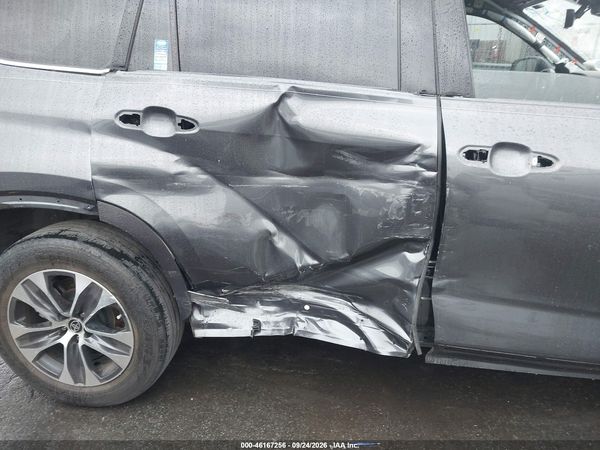 2020 TOYOTA HIGHLANDER XLE — I152