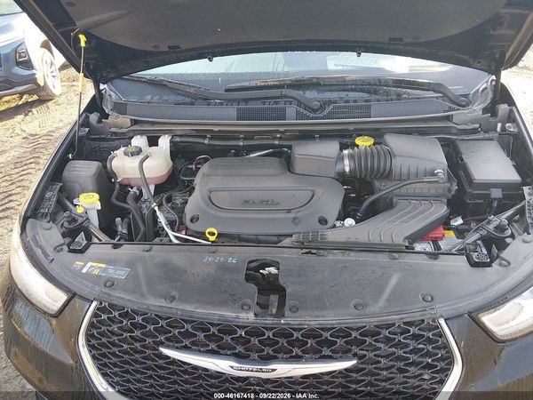 2025 CHRYSLER PACIFICA SELECT — I10
