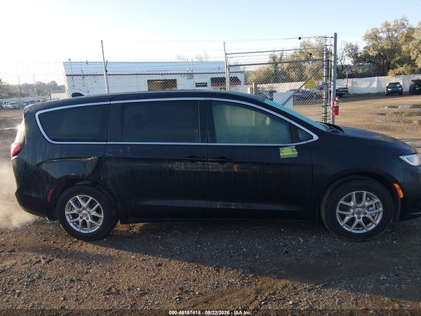 2025 CHRYSLER PACIFICA SELECT — I116