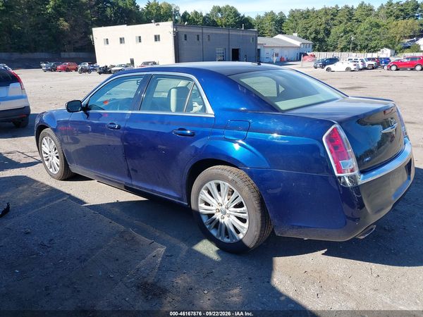 2013 CHRYSLER 300 MOTOWN — I3