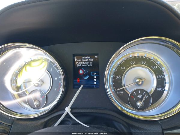 2013 CHRYSLER 300 MOTOWN — I7