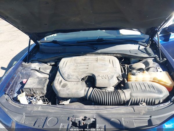 2013 CHRYSLER 300 MOTOWN — I10