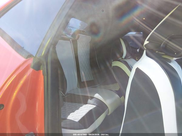 2018 DODGE CHALLENGER SXT — I8
