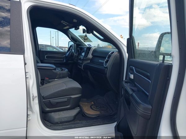 2024 RAM 2500 BIG HORN  4X4 8' BOX — I5