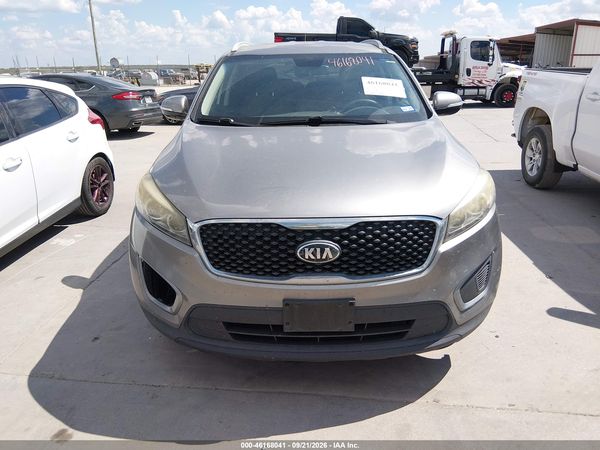 2017 KIA SORENTO 3.3L LX — I6
