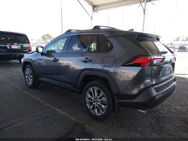 2025 TOYOTA RAV4 XLE PREMIUM — I3