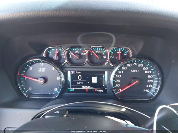 2020 CHEVROLET SUBURBAN 2WD LT — I7