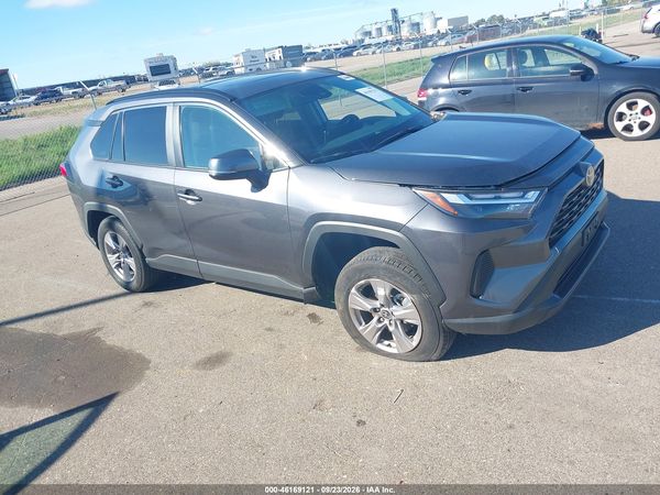 2025 TOYOTA RAV4 XLE — I1