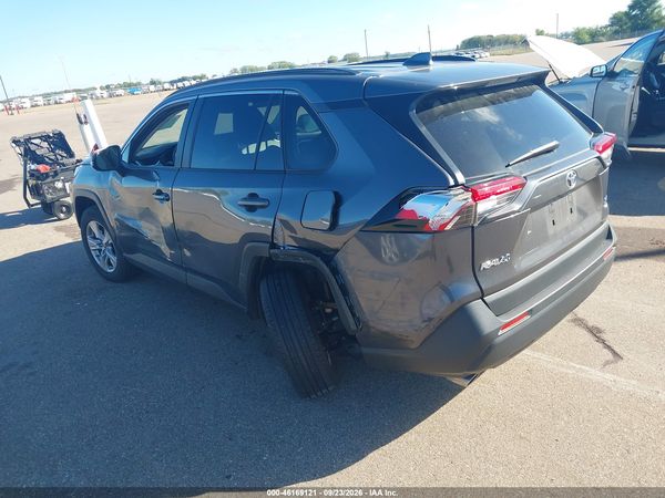 2025 TOYOTA RAV4 XLE — I3