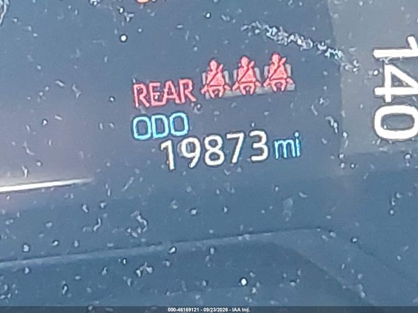 2025 TOYOTA RAV4 XLE — I118