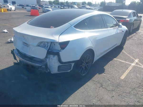 2019 TESLA MODEL 3 — I4