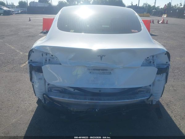2019 TESLA MODEL 3 — I6