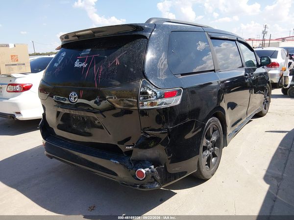 2012 TOYOTA SIENNA SE 8 PASSENGER — I4