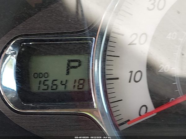 2012 TOYOTA SIENNA SE 8 PASSENGER — I118
