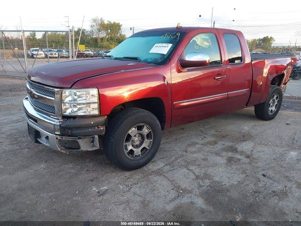 2013 CHEVROLET SILVERADO 1500 — I2