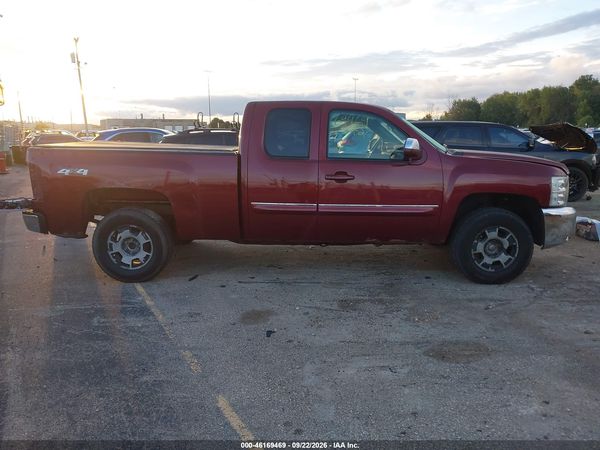 2013 CHEVROLET SILVERADO 1500 LT — I116