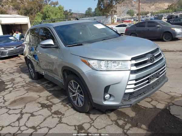 2019 TOYOTA HIGHLANDER XLE — I1