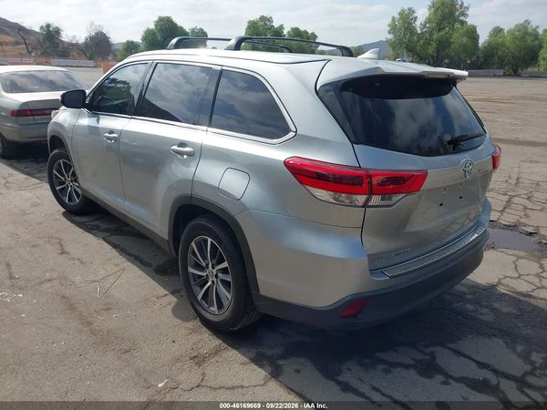 2019 TOYOTA HIGHLANDER XLE — I3