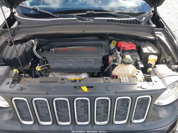 2018 JEEP RENEGADE SPORT 4X4 — I10