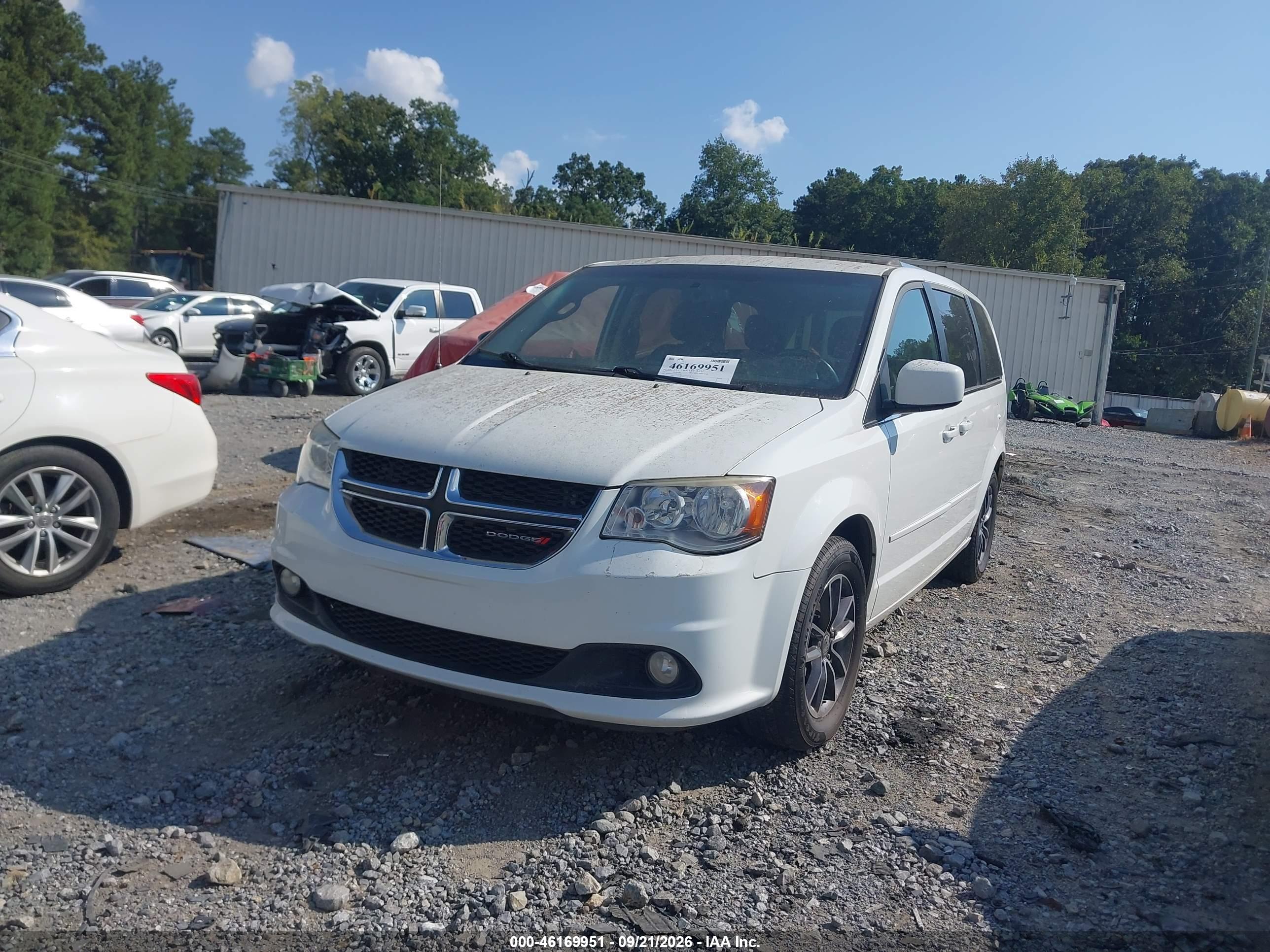 2017 DODGE GRAND CARAVAN SXT — I2