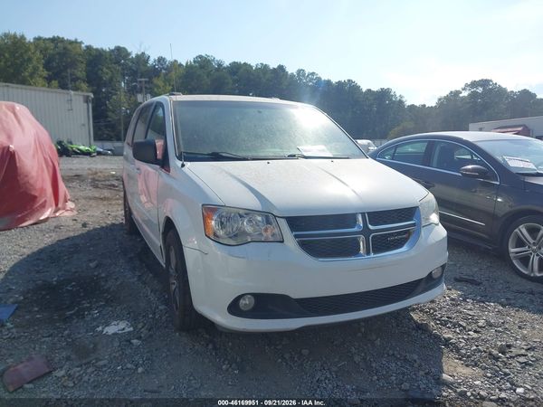 2017 DODGE GRAND CARAVAN SXT — I1