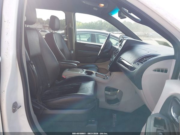 2017 DODGE GRAND CARAVAN SXT — I5