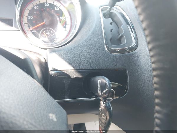 2017 DODGE GRAND CARAVAN SXT — I11