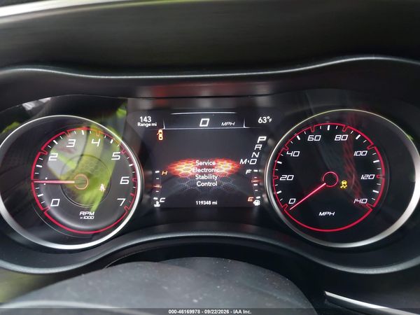 2015 DODGE CHARGER SE — I7