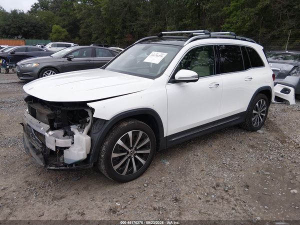 2021 MERCEDES-BENZ GLB 250 — I2