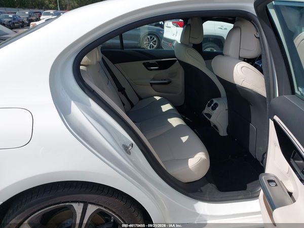 2024 MERCEDES-BENZ C 300 — I8
