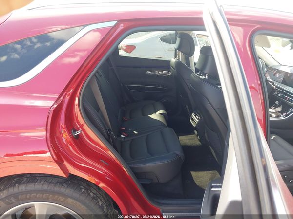 2026 GENESIS GV70 2.5T — I8