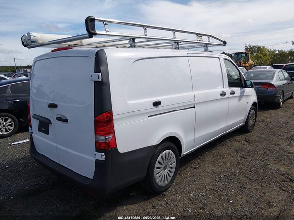 2018 MERCEDES-BENZ METRIS — I4