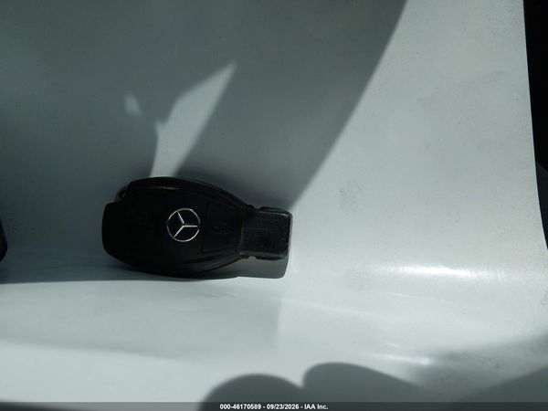 2018 MERCEDES-BENZ METRIS — I11