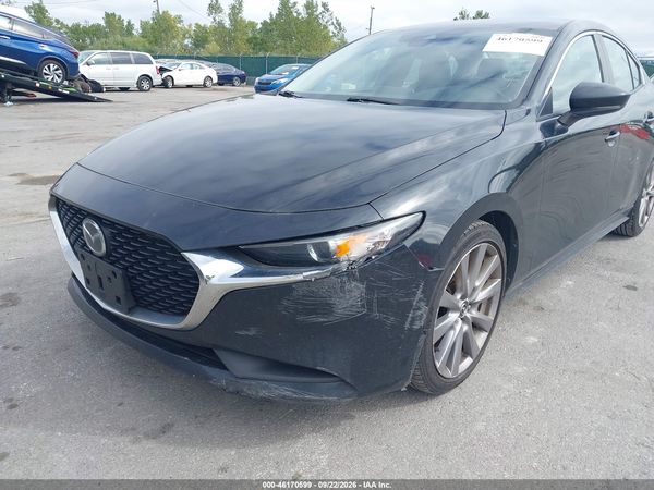 2021 MAZDA MAZDA3 SELECT — I152