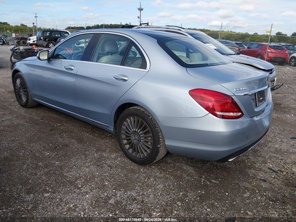 2015 MERCEDES-BENZ C 300 LUXURY 4MATIC — I3